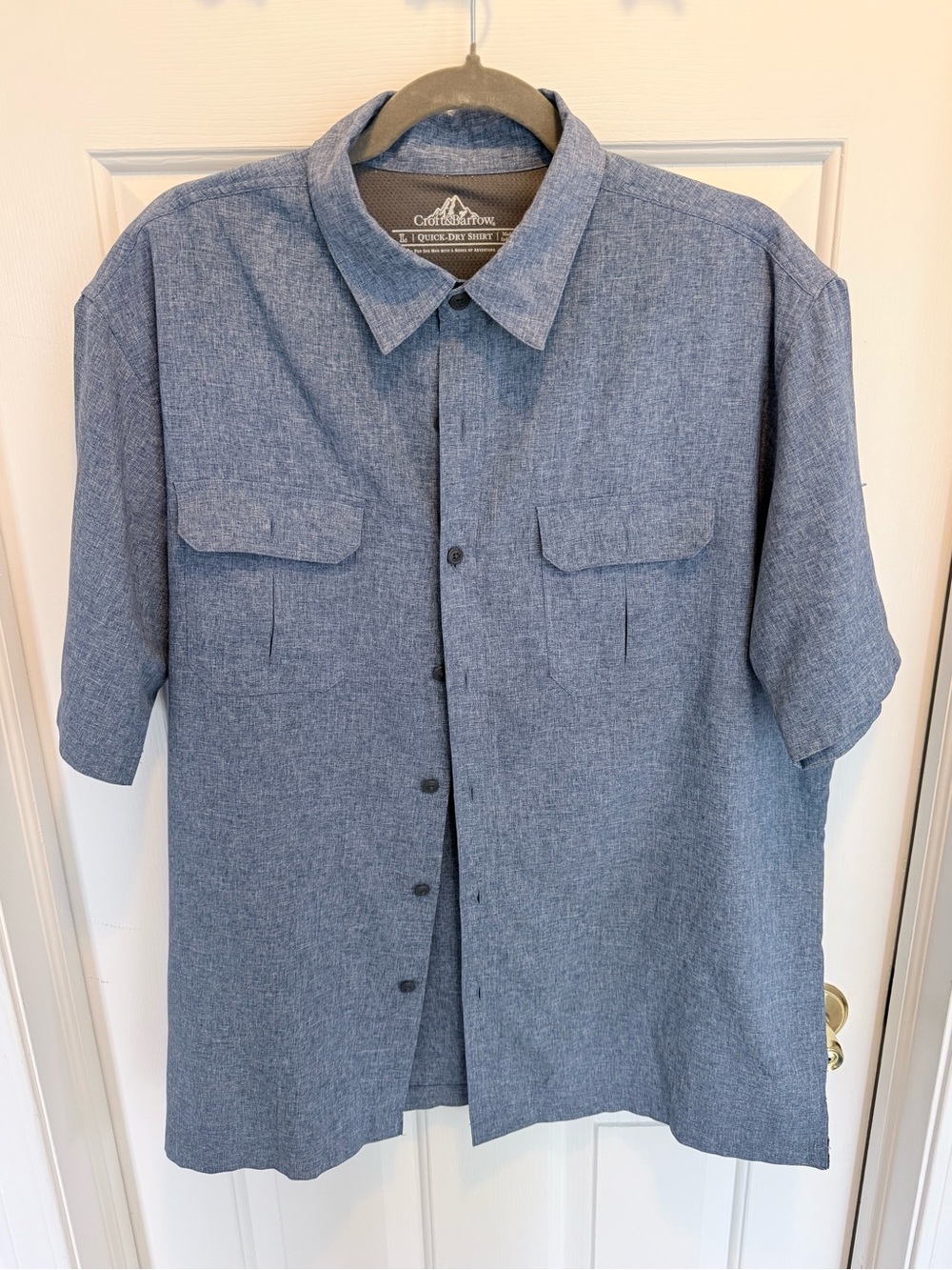 Lightweight Croft & Barrow Breezy Men's Short-Sleeve Blue Chambray Shirt